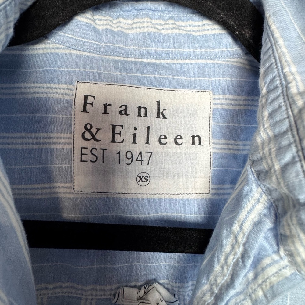 Frank & Eileen Fiona Striped Blue Sleeveless Button Down Top XS - Picture 6 of 11